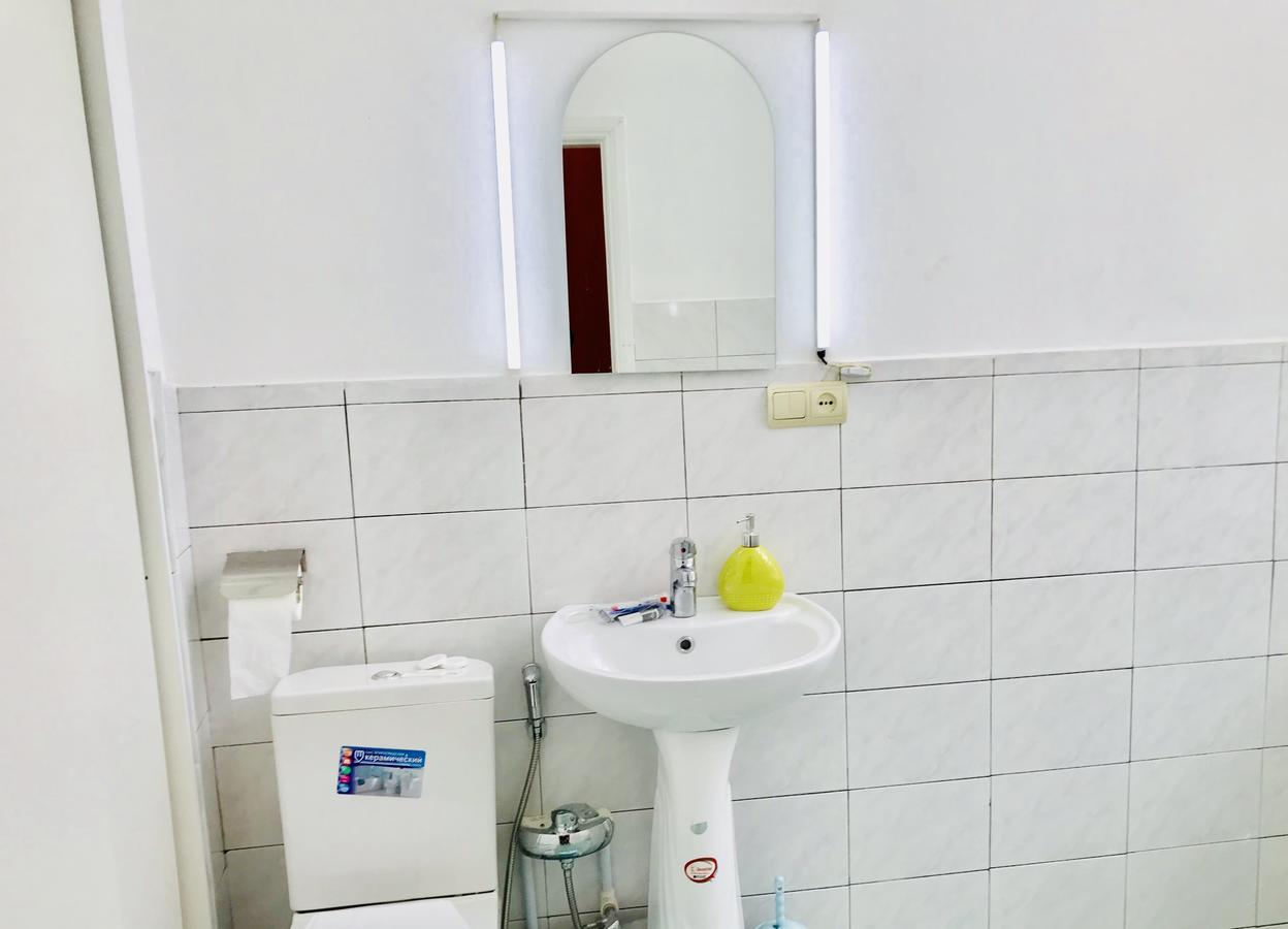 Check-In Apartment Near Fountain Square Vidadi Str Баку Екстериор снимка