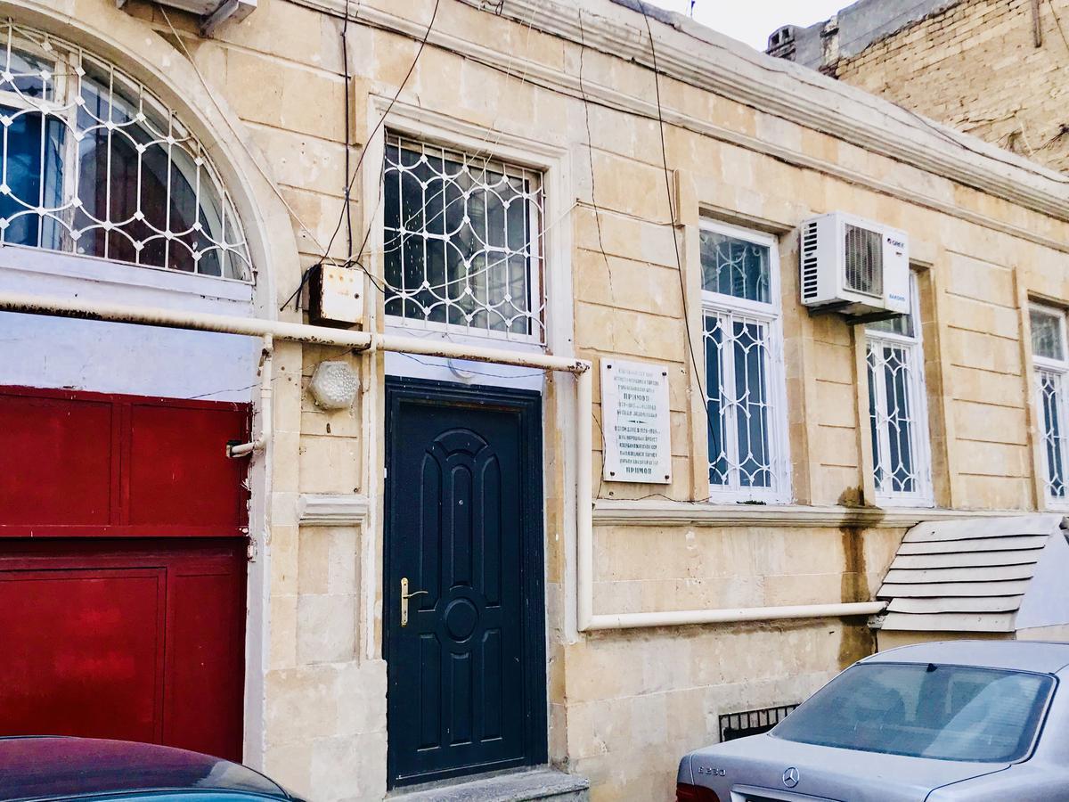 Check-In Apartment Near Fountain Square Vidadi Str Баку Екстериор снимка